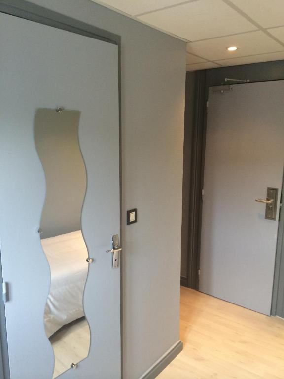 Hotel Le Fecamp Bolbec Cameră foto