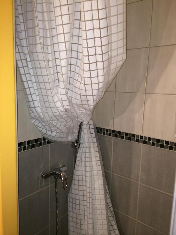 Hotel Le Fecamp Bolbec Cameră foto