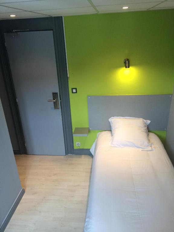Hotel Le Fecamp Bolbec Cameră foto