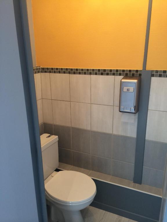 Hotel Le Fecamp Bolbec Cameră foto
